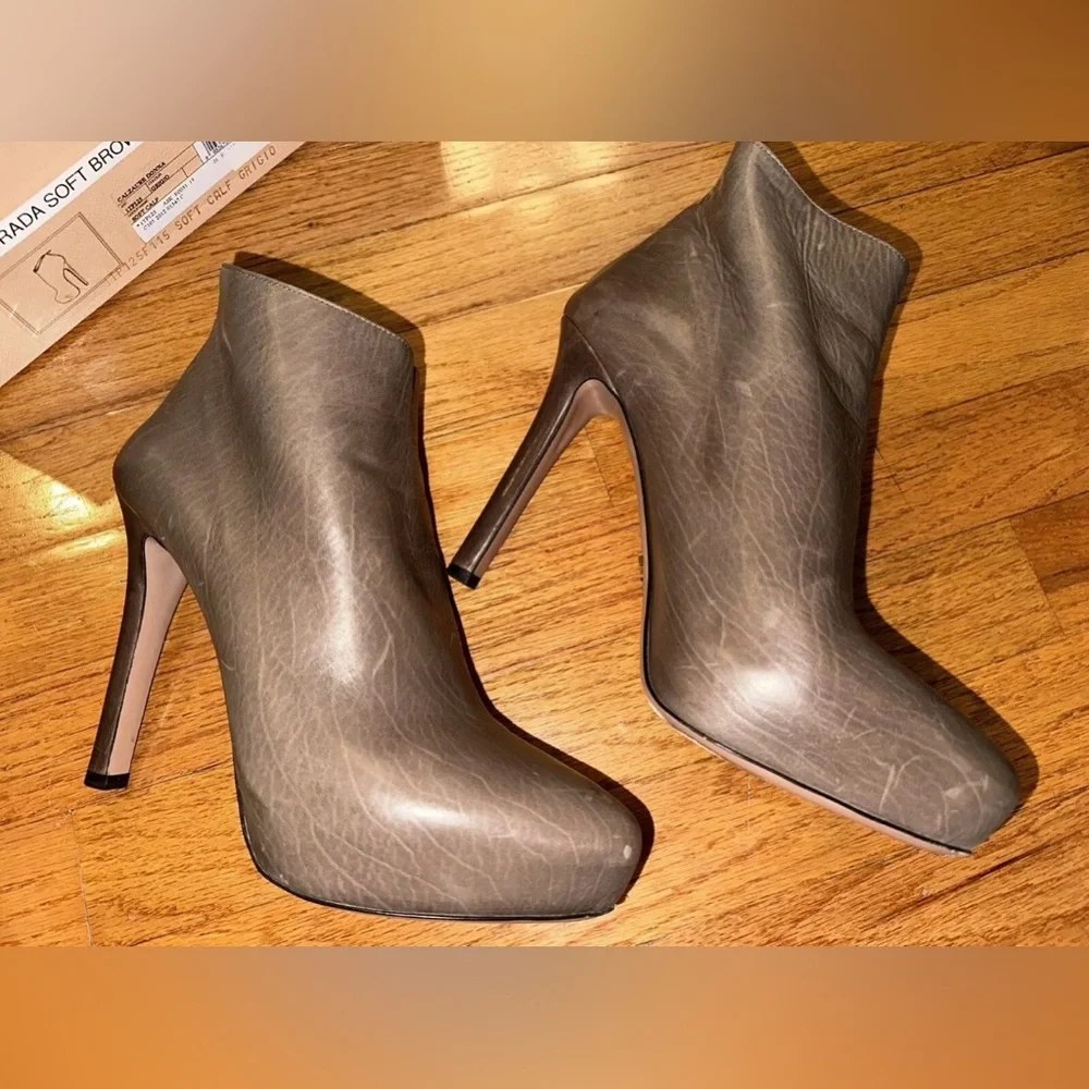 Prada Women's Soft Brown Platform Ankle Boots Size 40 Women’s - Picture 4 of 9